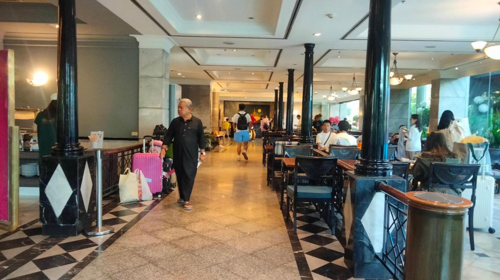 Witz Bangkok Ramkhamhaeng Hotel Exterior foto