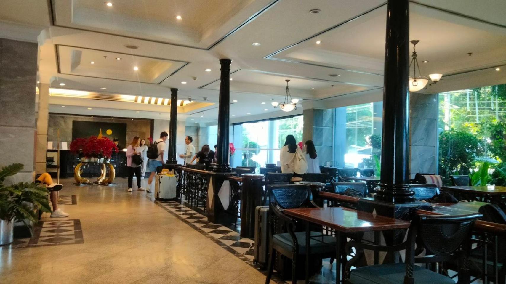 Witz Bangkok Ramkhamhaeng Hotel Exterior foto