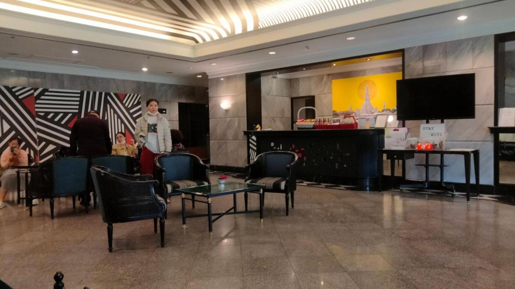 Witz Bangkok Ramkhamhaeng Hotel Exterior foto