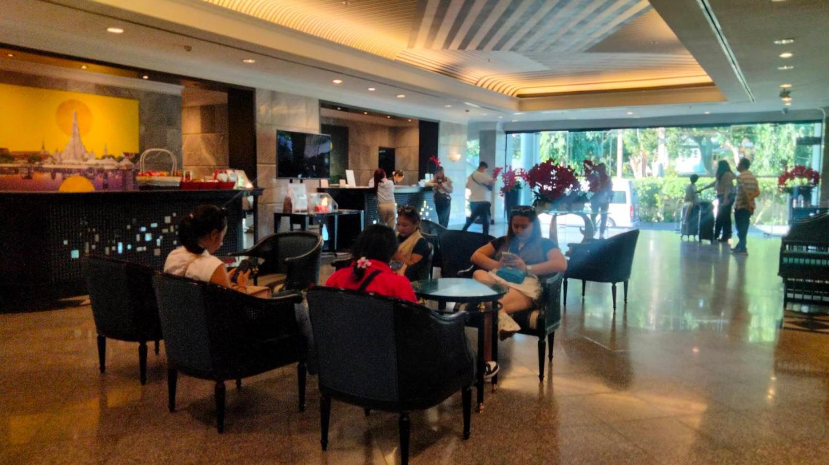Witz Bangkok Ramkhamhaeng Hotel Exterior foto