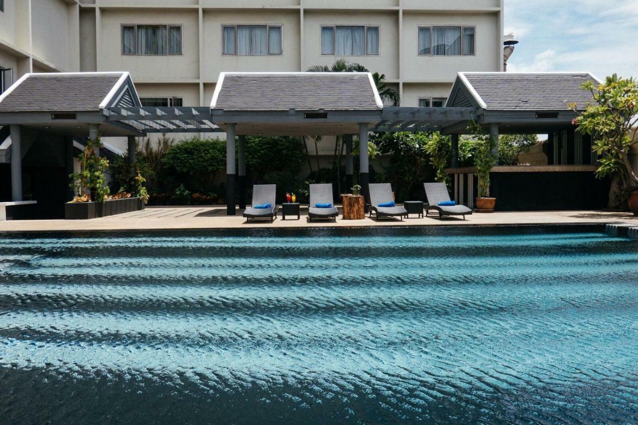 Witz Bangkok Ramkhamhaeng Hotel Exterior foto