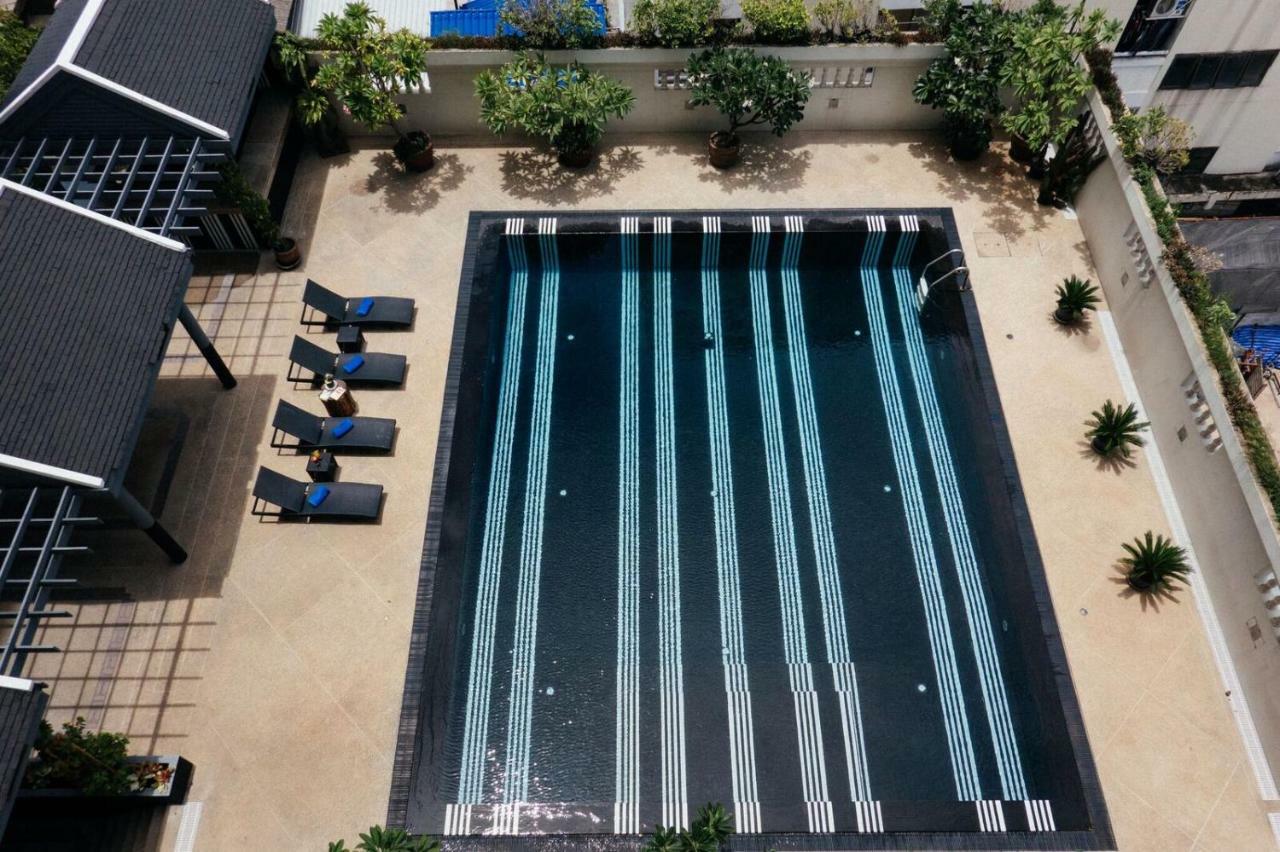 Witz Bangkok Ramkhamhaeng Hotel Exterior foto